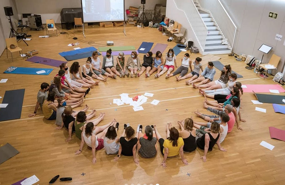 Cursos i tallers presencials a mida